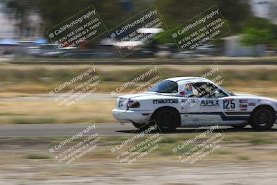 media/Jun-01-2024-CalClub SCCA (Sat) [[0aa0dc4a91]]/Group 3/Race/